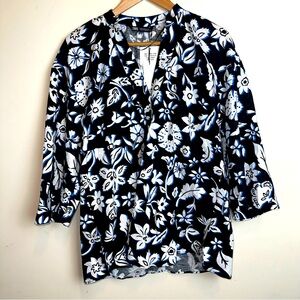 Zara Women’s XS Blue Black Oversized Floral Print Linen Blend V Neck Blouse